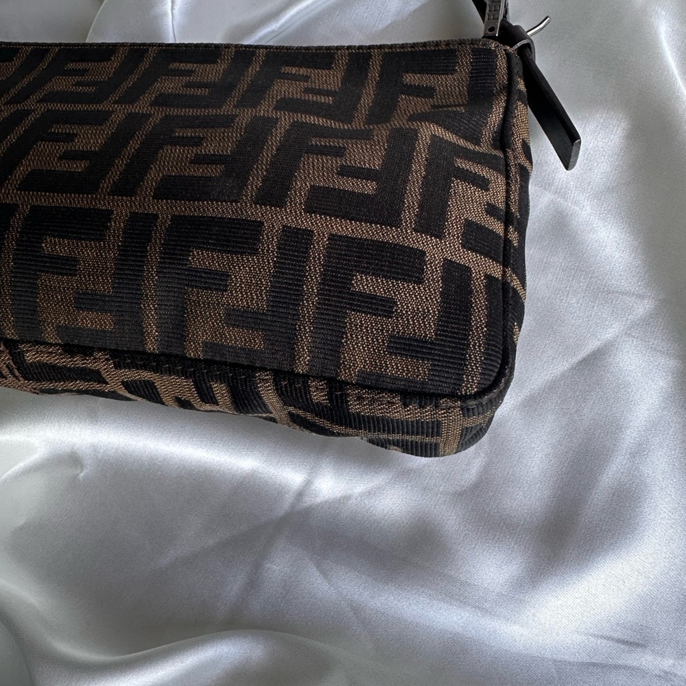 Vintage FENDI zucca mini baguette. - Picture 6 of 15